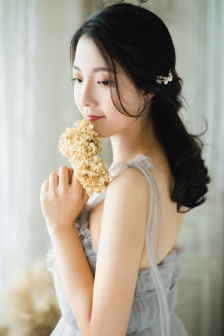 年轻的嫂子